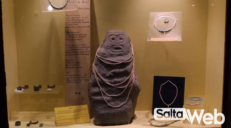 escultura de piedra en museo de cachi