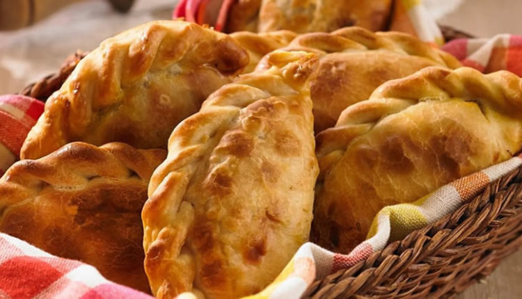 concurso de la empanada y el vino en San Carlos